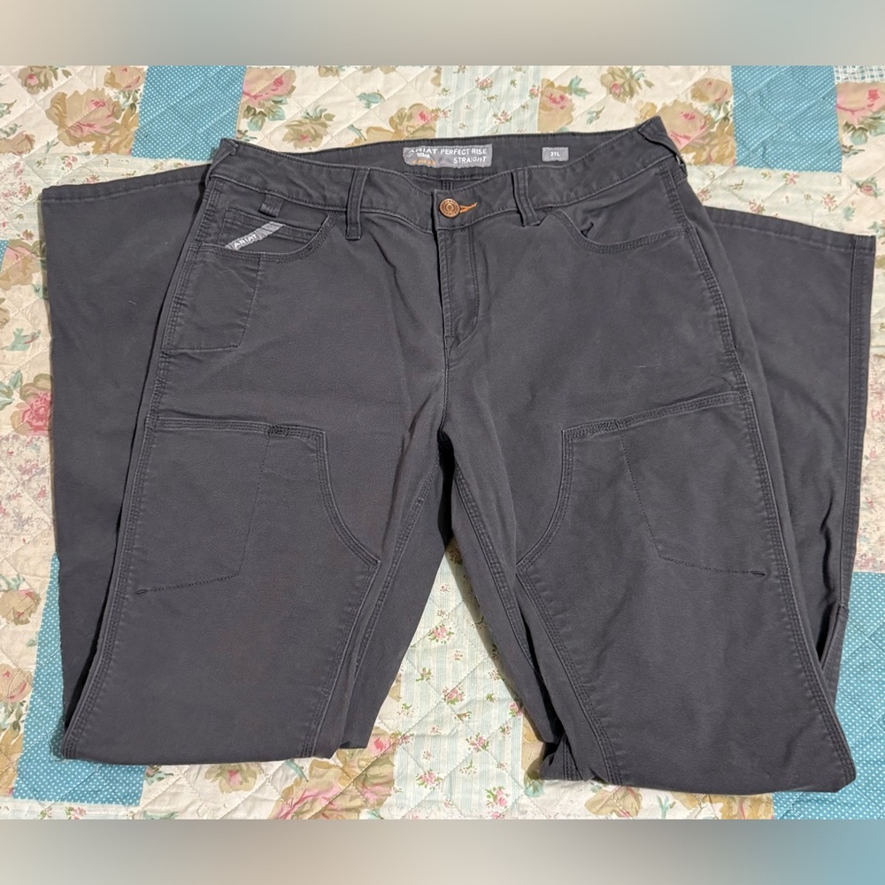 Ariat Women’s Rebar Work Pants 31L Equivalent to a 12Long 35 Inch Inseam